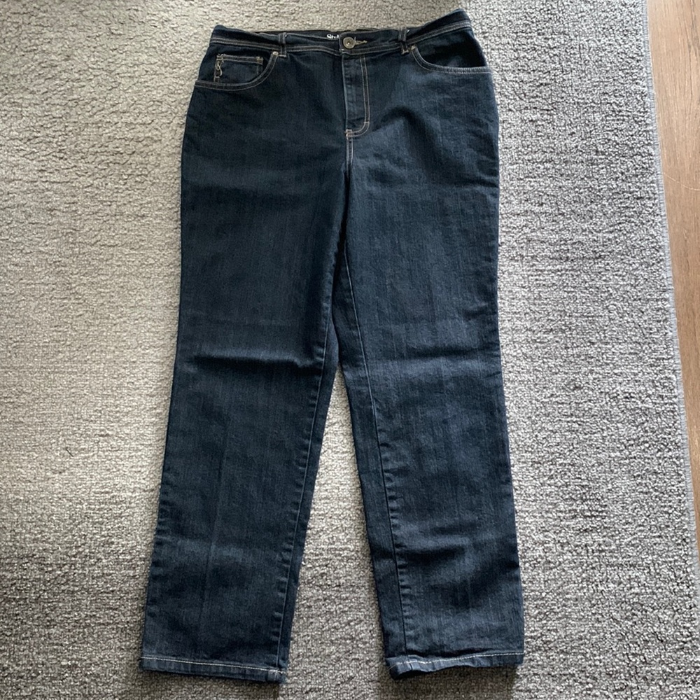 Dark Wash Jeans (Short)